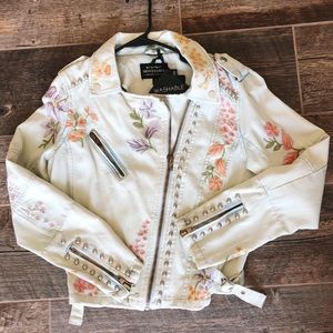 BRAND NEW - Embroidered Denim Jacket